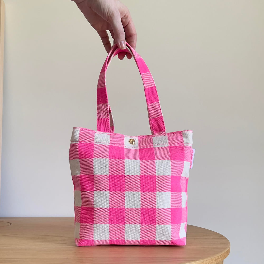 Bonnie Tote Bag Neon Pink Gingham